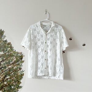 White Lace Button-Up Shirt Hollister Tearaway small floral